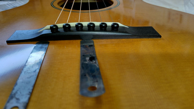 xx_Bridge left side area where .002 inch will 1st slip under bridge to a max depth of about .002 inch.jpg