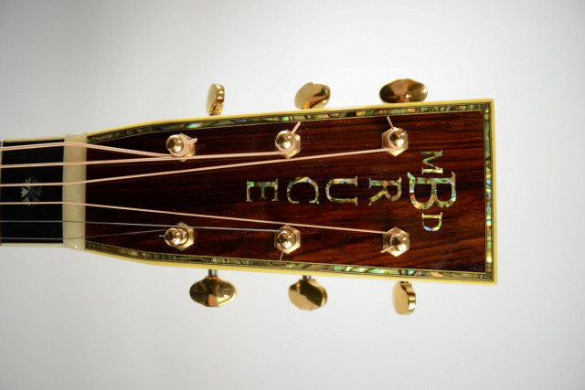 OM42Varnish Peghead.JPG